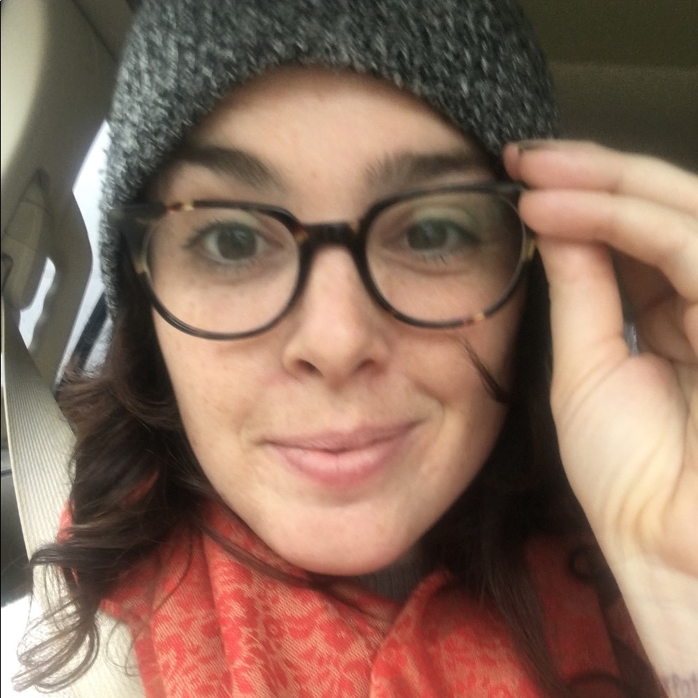 Meet your Posher, Melissa